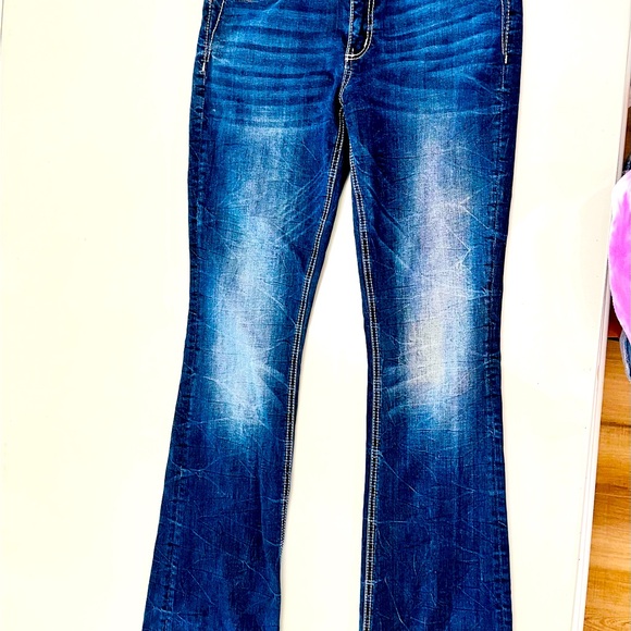 Women's Miss Me Size 30 Boot Cut Jeans inseam 34” in excellent shape like new - Picture 2 of 7
